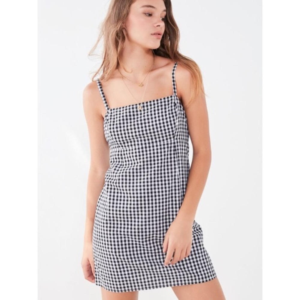 UO gingham dress size 0